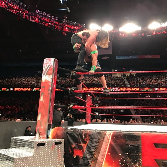 Finn Balor Autographed Photo - Picture 6 of 13